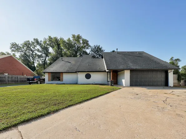 2214 Barton St, Norman, OK 73072