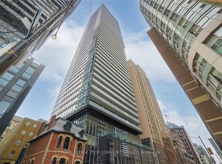 15 Grenville St #2711, Toronto, ON M4Y 0B9