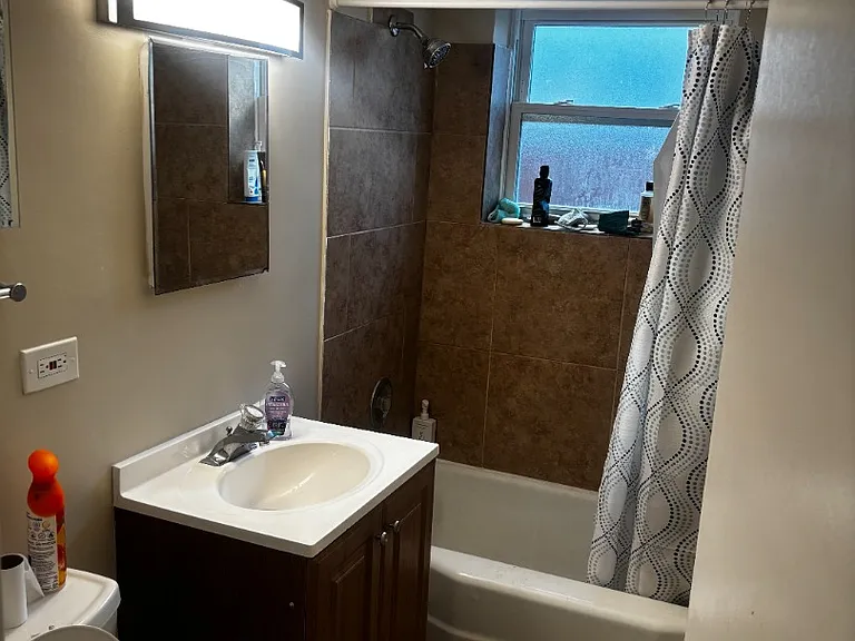 1384 Brown St — Photo 7