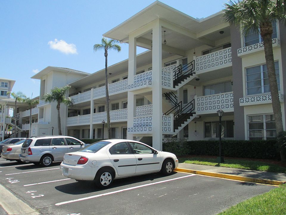 1st image of 1235 S Highland Ave #4-103