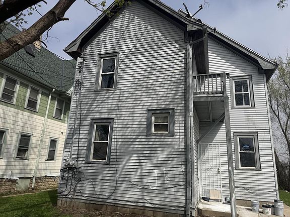 4th image of 2907 N 35th STREET #2909