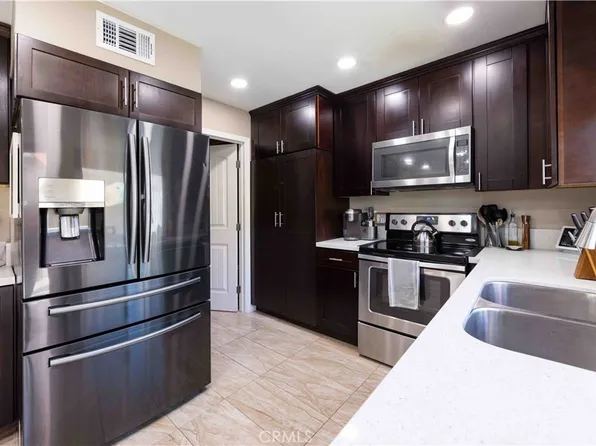 10561 Kerrigan Ct, Santee, CA 92071