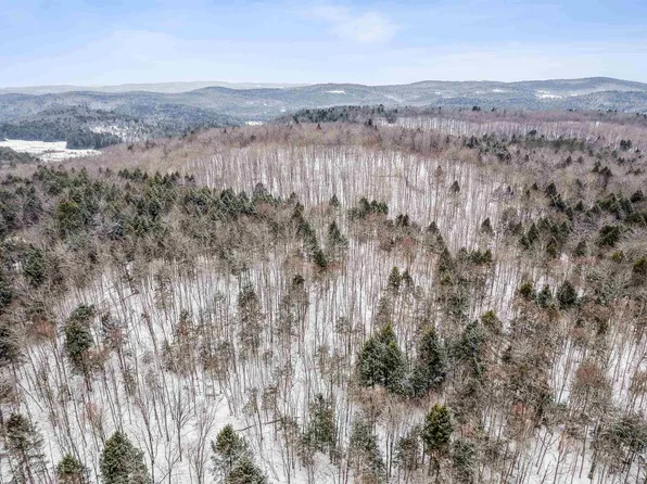 Five Corners Road, Thetford, VT 05075