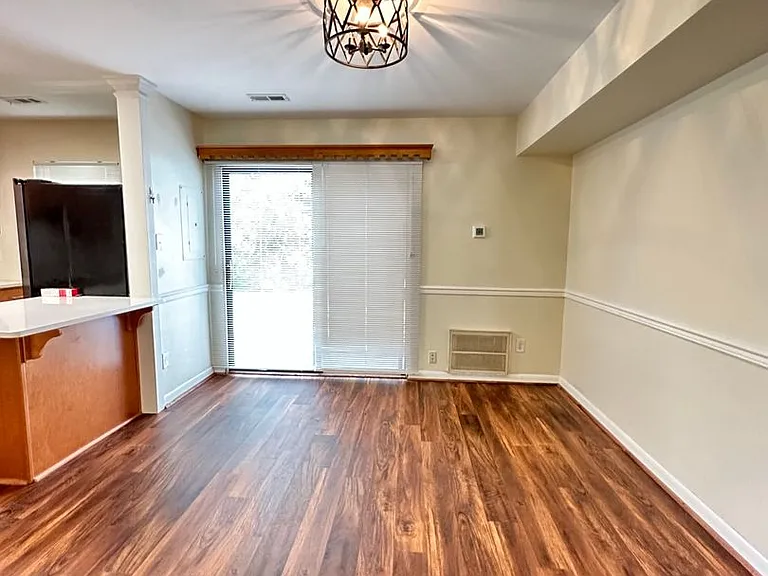 2105 London Company Way — Photo 7