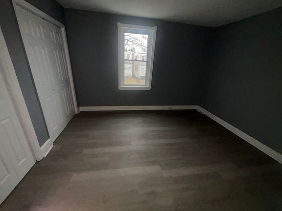 5th image of 943 E 17th St
