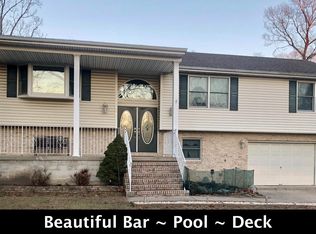 81 E Woodburn Ave, Pine Hill, NJ 08021