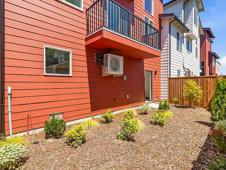 27523 102nd Ave NW #B — Photo 32