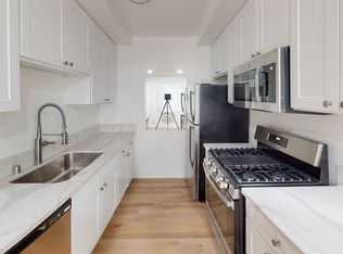 337 N Palm Dr #3, Beverly Hills, CA 90210