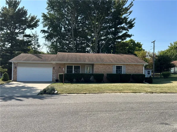 4 Terrace Ave, Danville, IL 61832