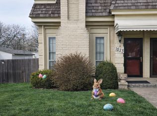 1023 E Thompson Ave, Sapulpa, OK 74066