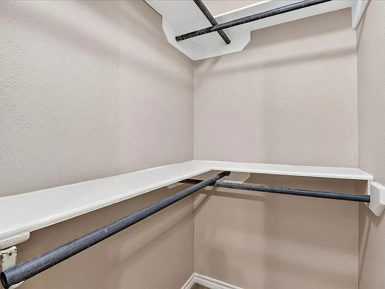 5114 Spring Brook Dr — Photo 35