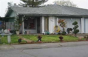 1st image of 108 Hoxsie Ct #A