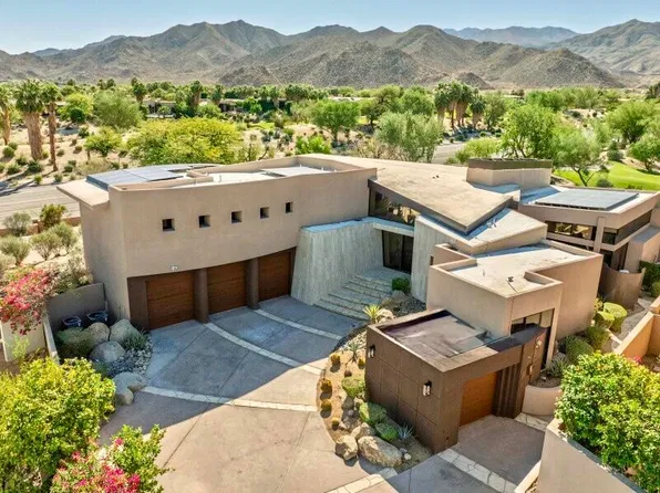 118 Kiva Dr, Palm Desert, CA 92260