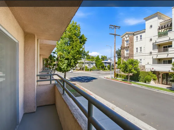 4152 Whitsett Ave APT 102, Studio City, CA 91604