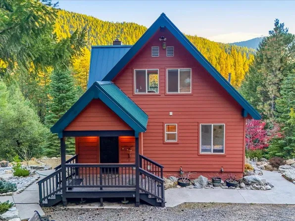 200 Craycroft Ridge Rd, Downieville, CA 95936