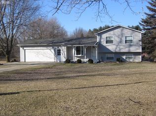 6473 N Oak Rd, Davison, MI 48423