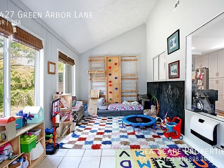 6427 Green Arbor Ln — Photo 14