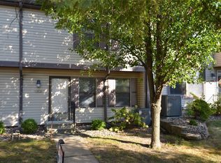 8626 Alpine Dr, Urbandale, IA 50322
