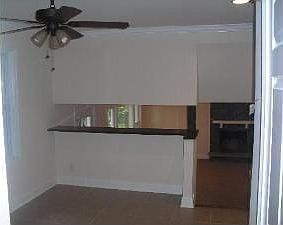 4th image of 17065 Evans Dr