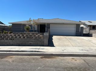 7213 Roe Ct, Las Vegas, NV 89145
