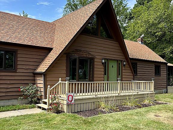 2nd image of 16922 Township Road 190