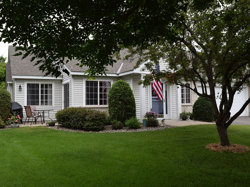 2nd image of 15214 Greenhaven Way