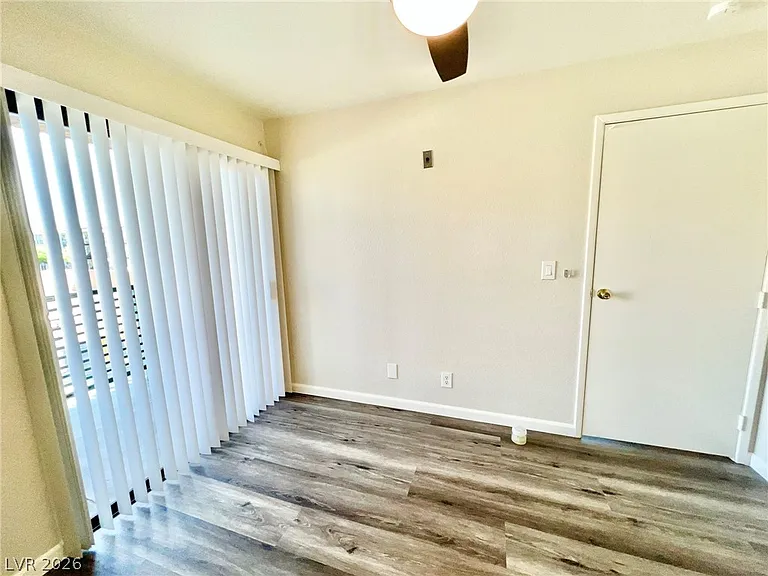 480 Elm Dr #206 — Photo 16