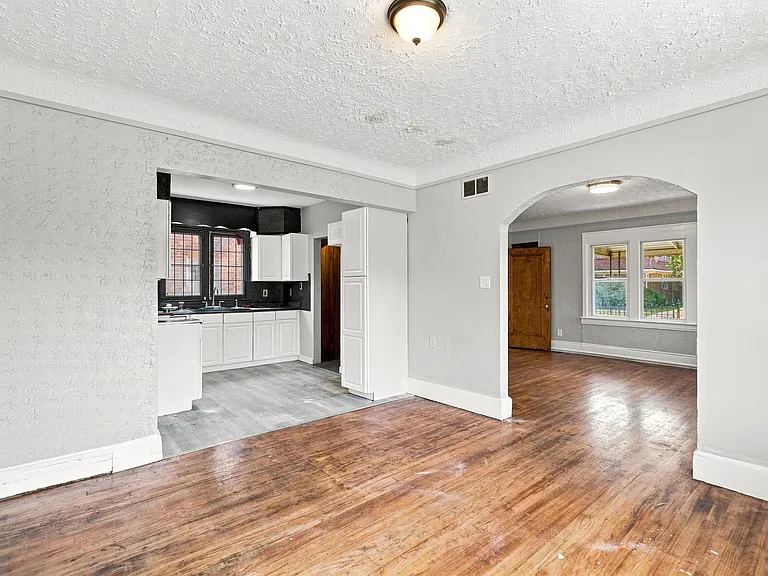 5274 Somerset Ave — Photo 11