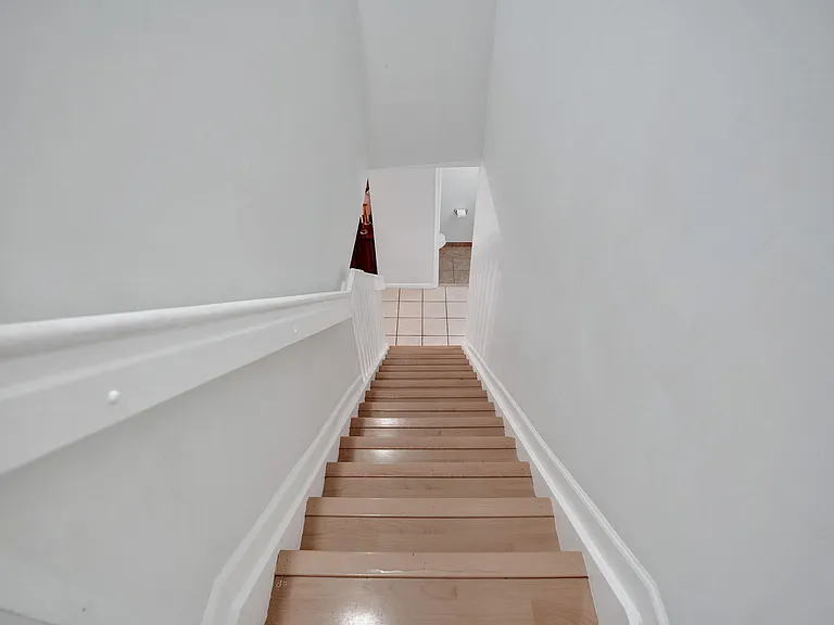 1488 SW 47th Ave — Photo 15