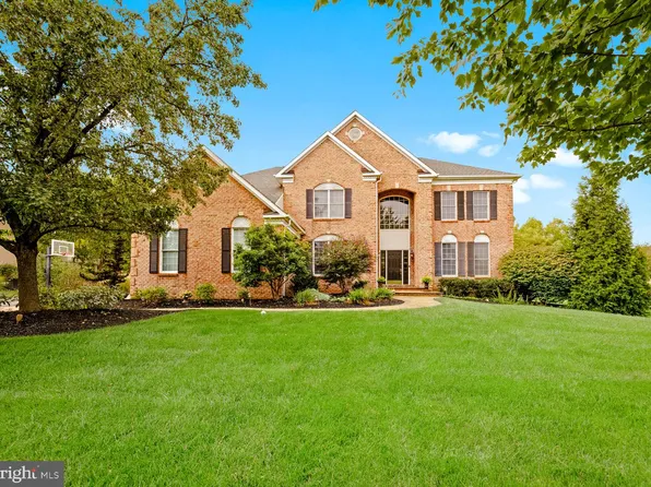 155 Livery Dr, Churchville, PA 18966