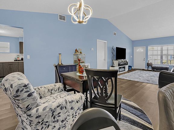 3rd image of 7739 Canal Drive
