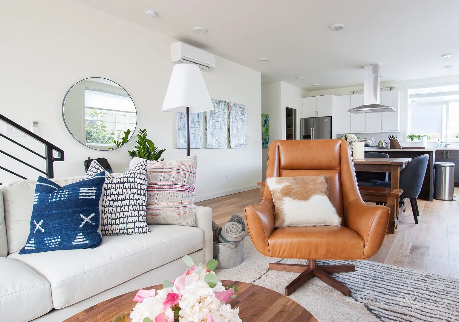 Modern 3-Bedroom Home in North Queen Anne — Photo 4