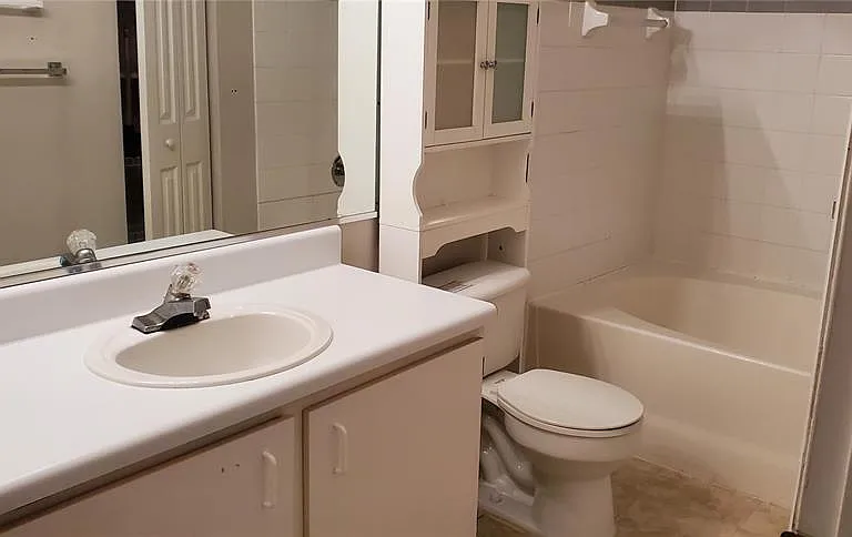 5620 Pinnacle Heights Cir #304 — Photo 7