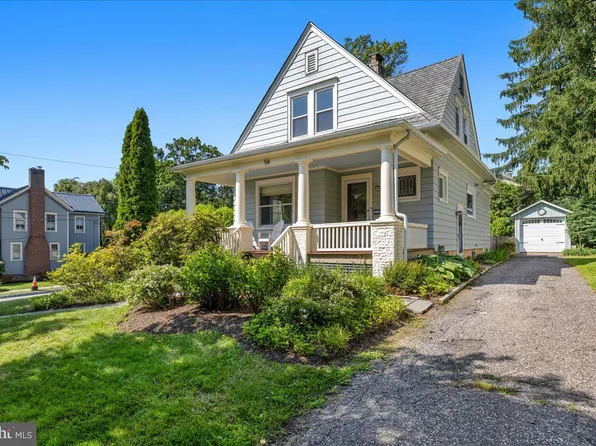 54 N Greenwood Ave, Hopewell, NJ 08525