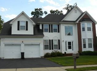 46 Lyle Pl, Edison, NJ 08820