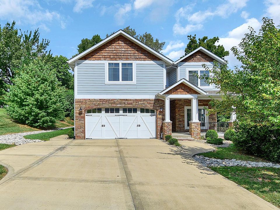 1st image of 993 Berkshire Dr