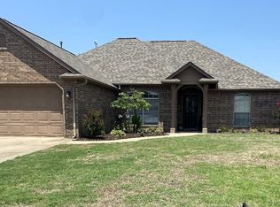516 Valhalla Dr, Muskogee, OK 74403