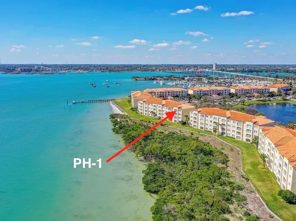 29 Harbour Isle E #Penthouse 01, Fort Pierce, FL 34949
