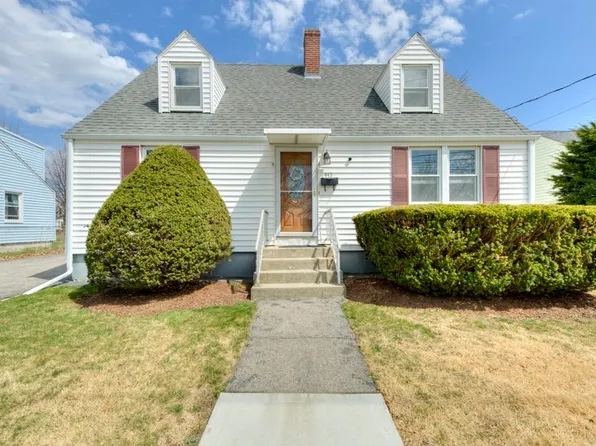 443 Burncoat St, Worcester, MA 01606