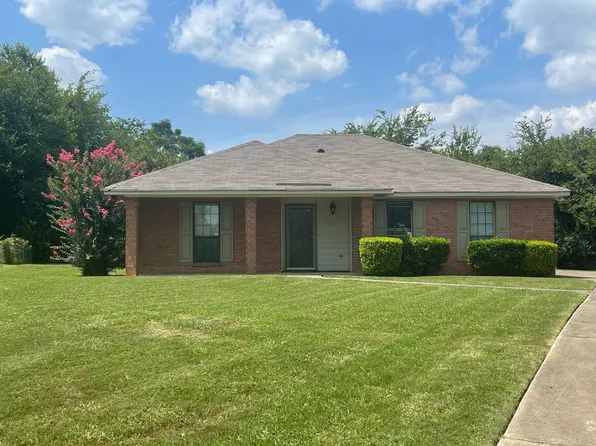 6605 Denham Ct, Montgomery, AL 36116