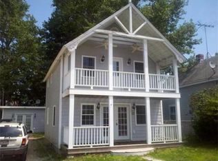 13 9th St, Wareham, MA 02571