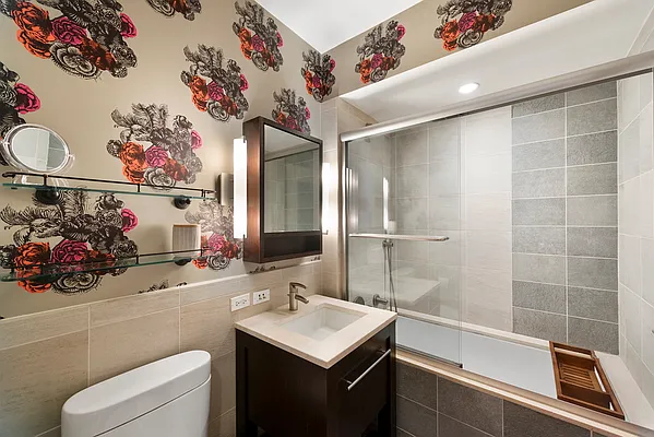 Rented by Compass | media 24