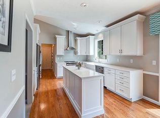 2805 Kolby Ct, Bloomington, IL 61704