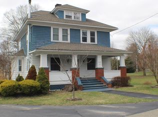 65 Sullivan St, Wurtsboro, NY 12790