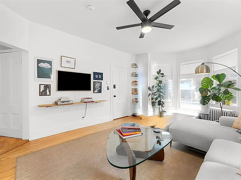 70 Saint Rose St #1A — Photo 8
