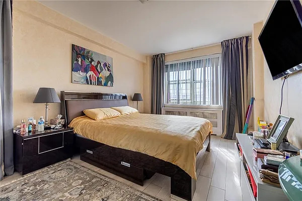 Sold by Remax Edge | media 8