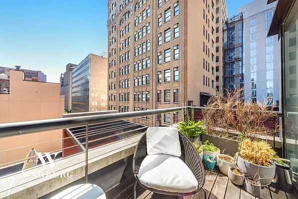 Rented by Warburg | media 11