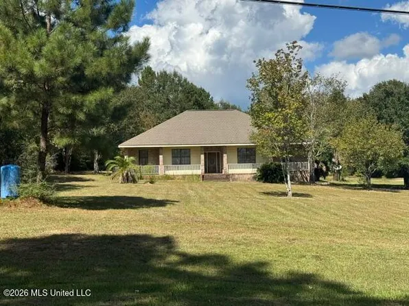20114 Twin Lakes Dr, Saucier, MS 39574