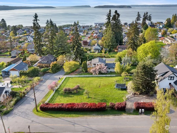 516 Cornelia Avenue, Mukilteo, WA 98275