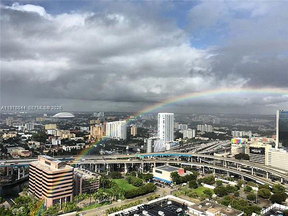 2nd image of 92 SW 3rd St APT 3606